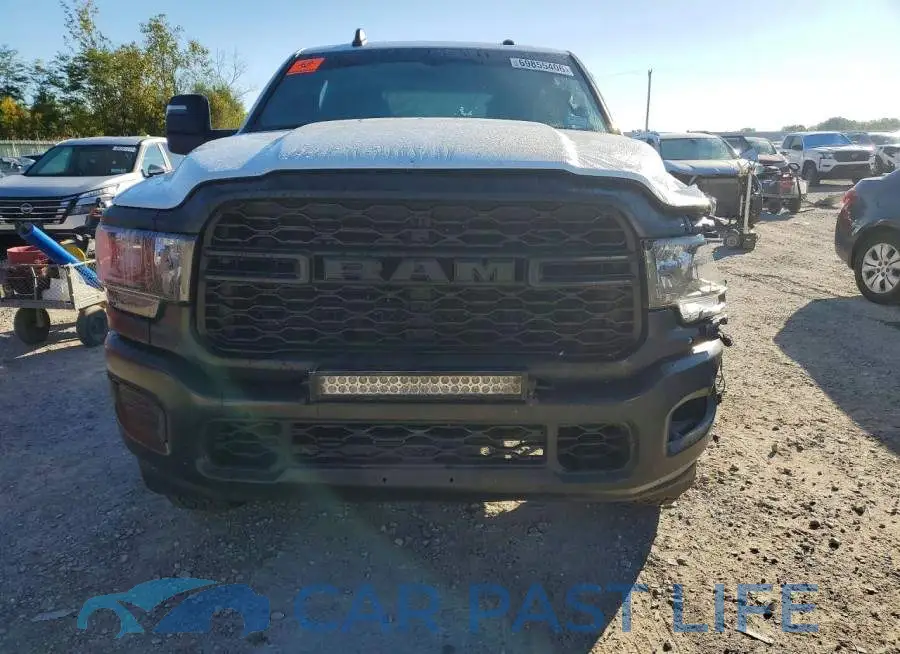 3C6UR5CJ9RG162315# 5