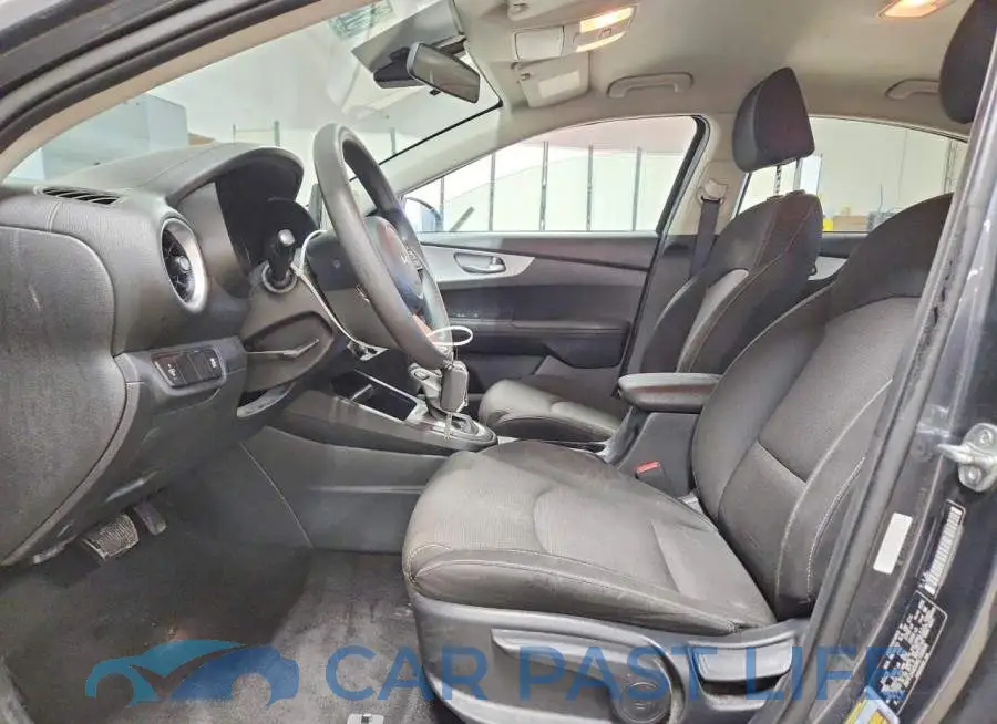3KPF24AD3RE739896# 7