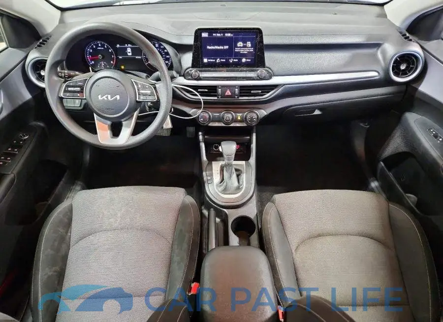 3KPF24AD3RE739896# 8