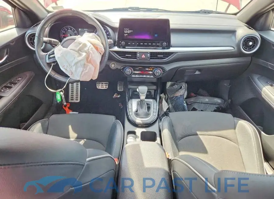 3KPF54AD4RE748291# 8