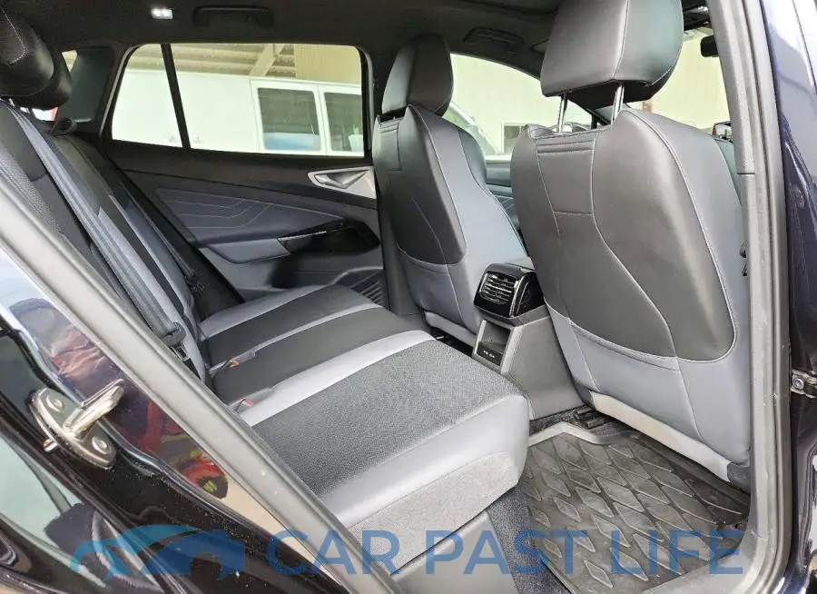 1V25MPE88PC026984# 11