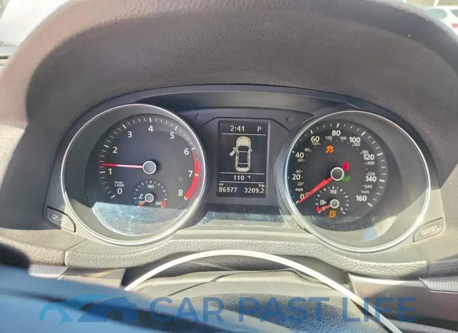 1VWDT7A35HC064827# 9