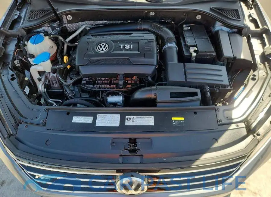 1VWDT7A35HC064827# 11