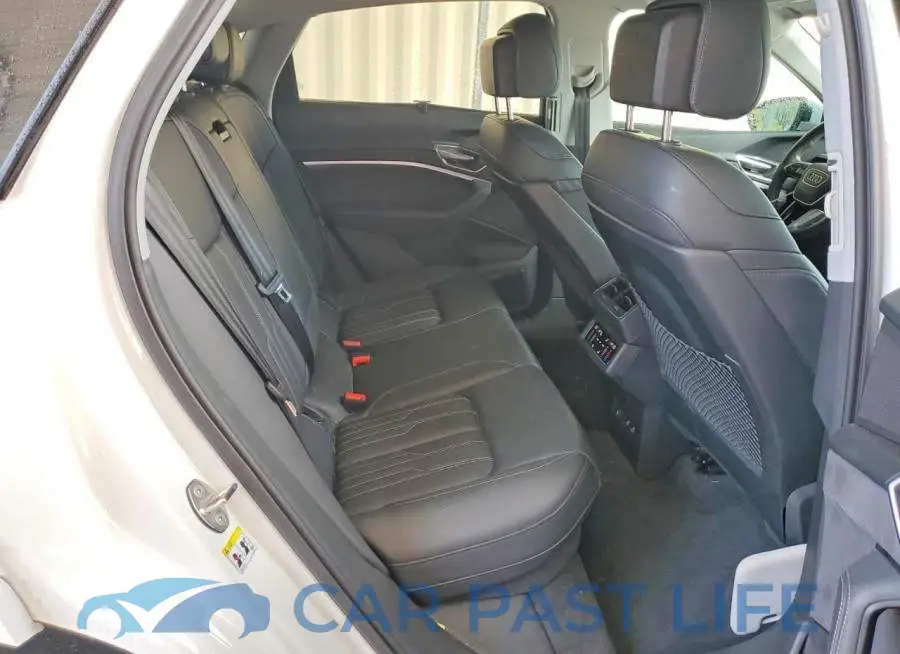 WA13AAGE7NB035738# 11