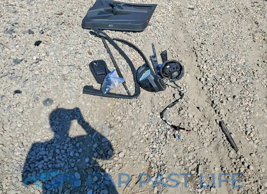 WA1B4AFY6P2126002# 13