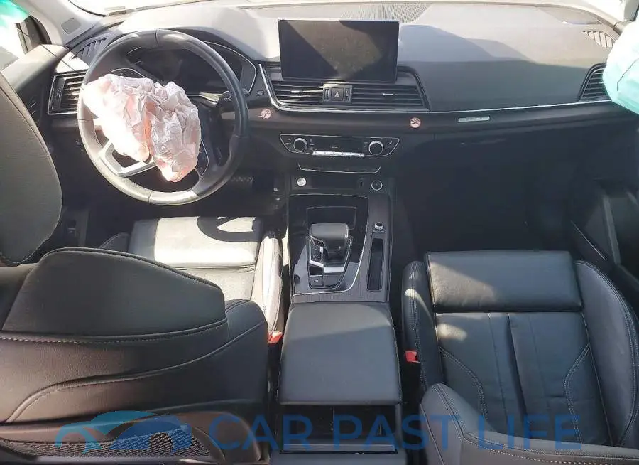 WA1EAAFY1R2065666# 8
