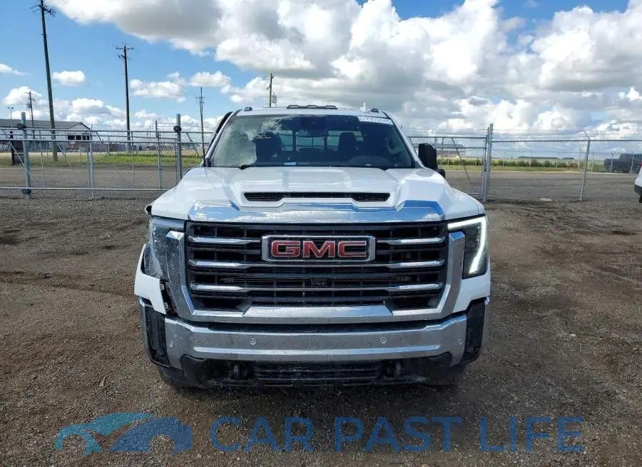 1GT49NEY1RF352646# 5