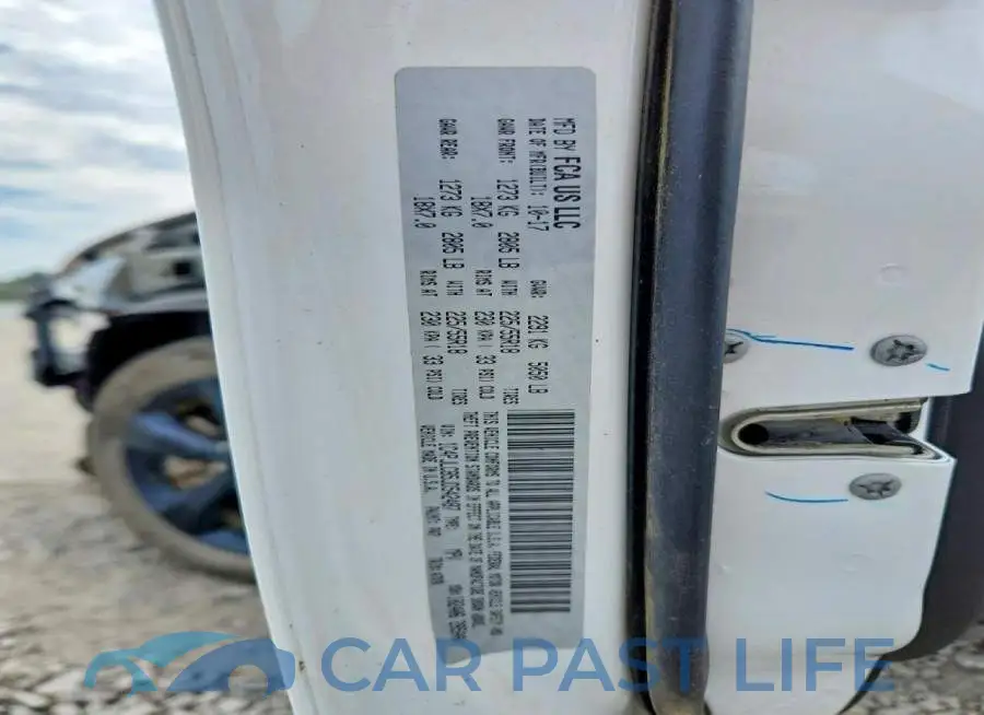 1C4PJLCB5JD542487# 12