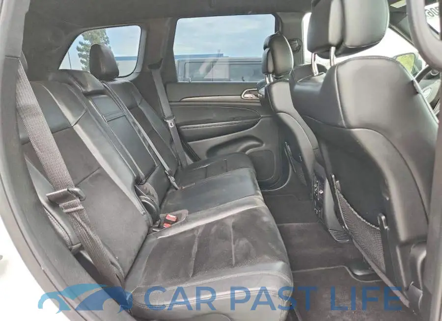 1C4RJEAG2HC915861# 11