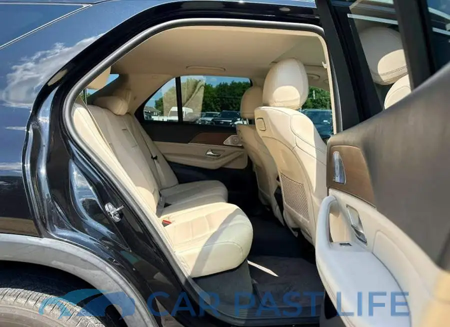 4JGFB5KB4LA183042# 9