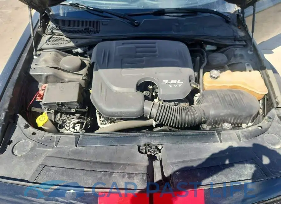 2C3CDZGG5JH252739# 11