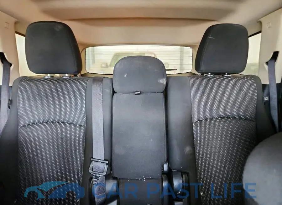 3C4PDCAB5KT858851# 10