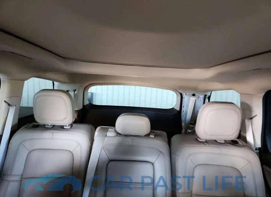 5LM5J7XC9NGL05273# 10