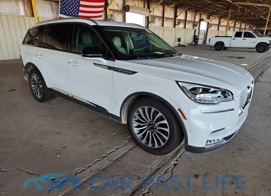 5LM5J7XC9NGL05273# 4