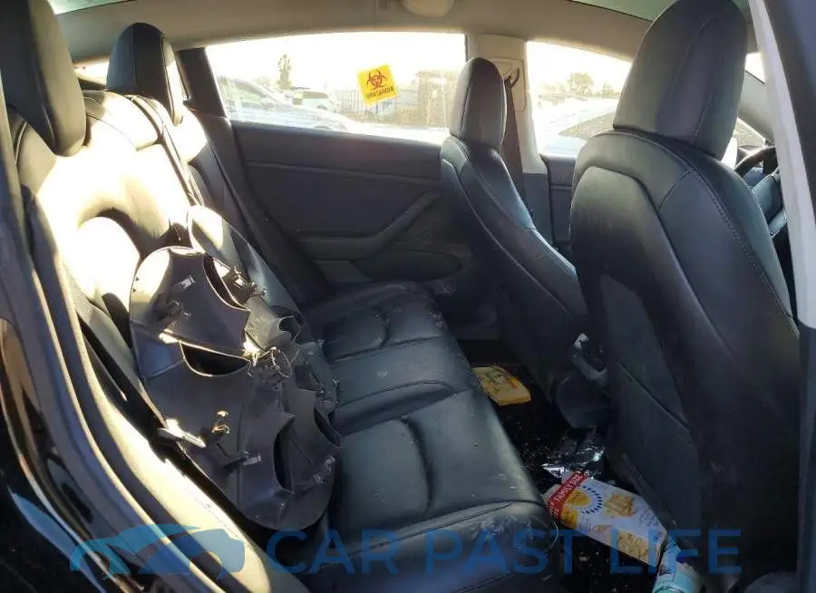 5YJ3E1EAXKF410010# 10