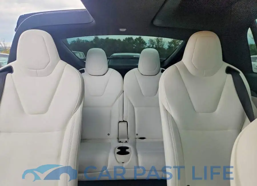 5YJXCBE29JF101634# 10