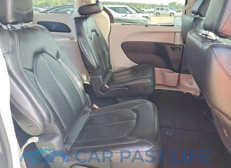 2C4RC1BG1NR162005# 11