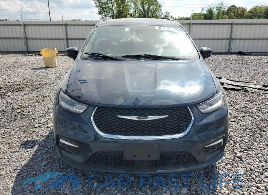 2C4RC1BG4NR194138# 5