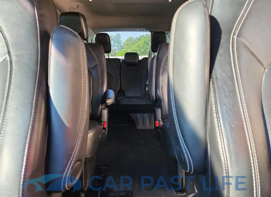2C4RC1BG5NR142145# 10