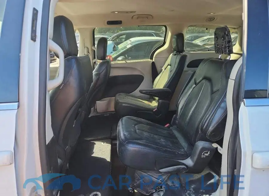 2C4RC1BG8NR142544# 11