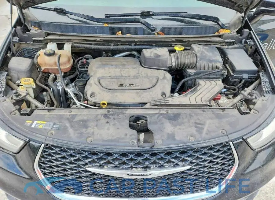 2C4RC1BGXNR129018# 12