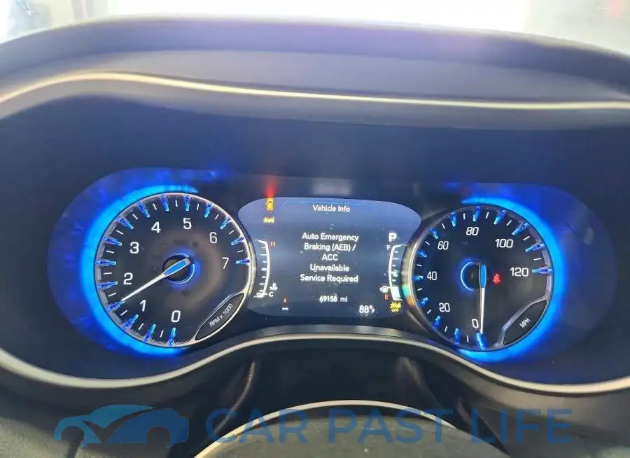 2C4RC1BGXNR233962# 9