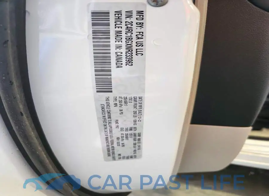 2C4RC1BGXNR233962# 13