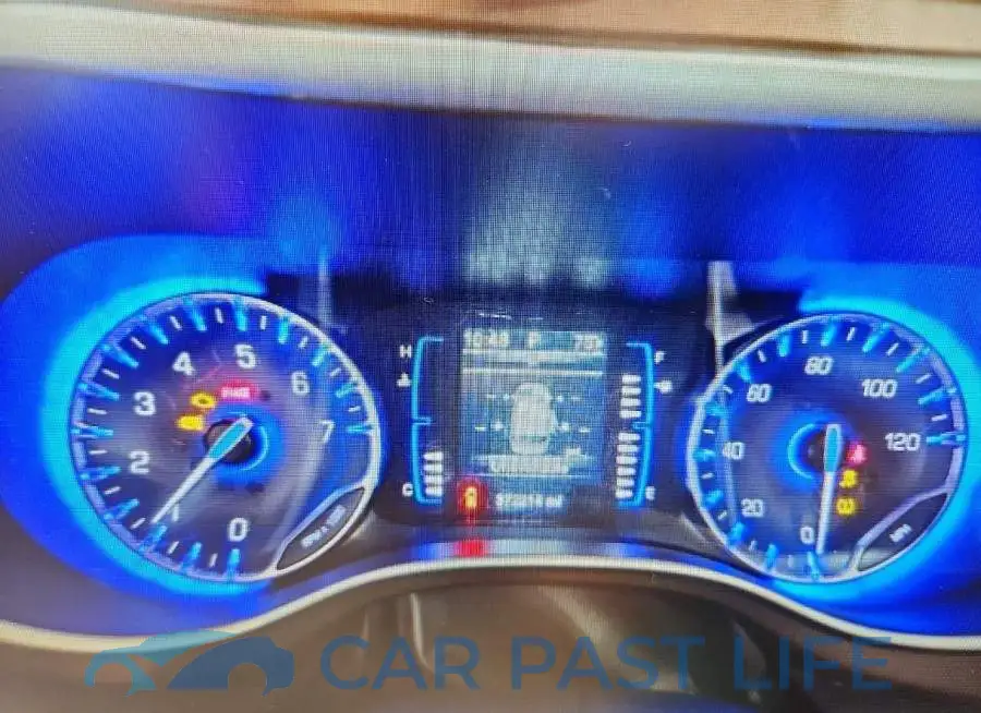 2C4RC1DG5MR570678# 9