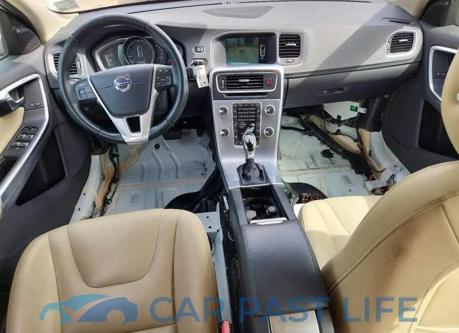 LYV402HK9HB132692# 8