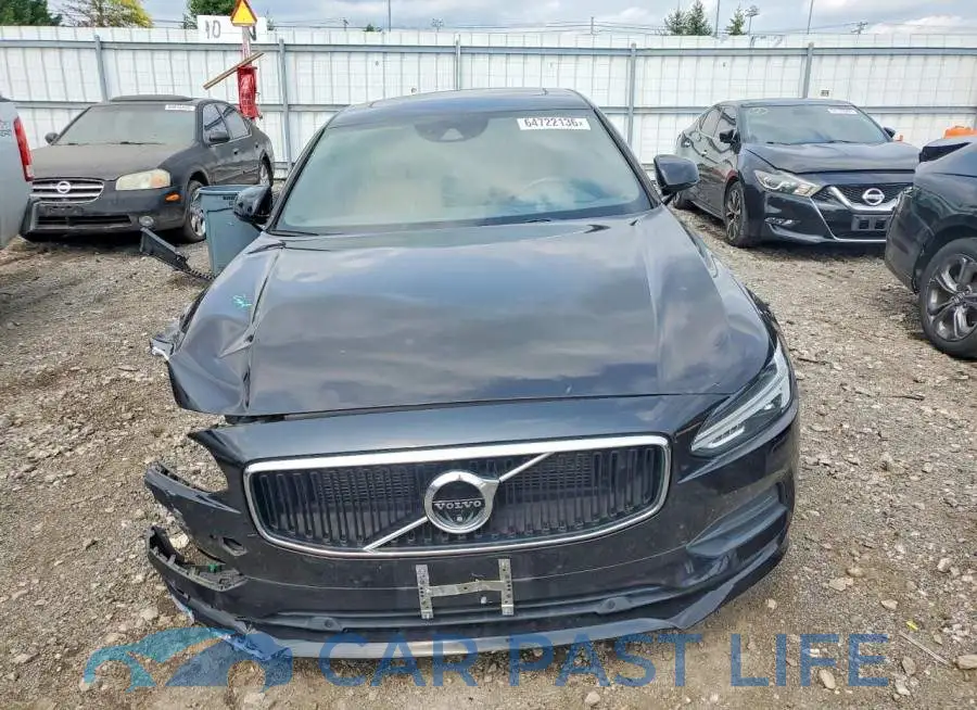 YV1A22MK5H1015776# 5