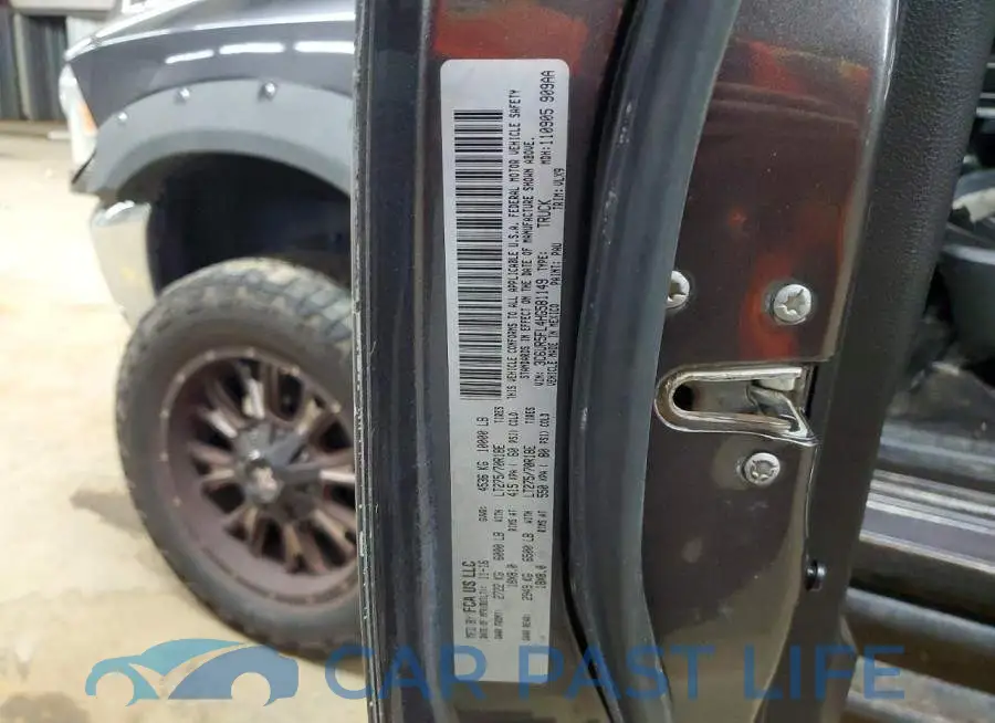 3C6UR5FL4HG581149# 12