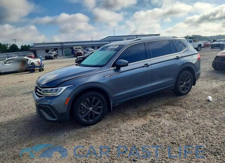 3VV3B7AX6NM026541# 1