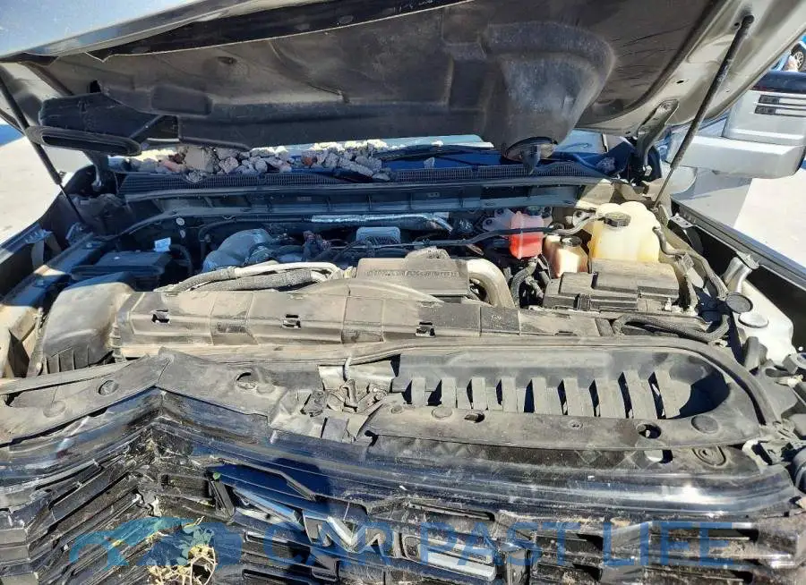 1GT4UXEY7SF104742# 11