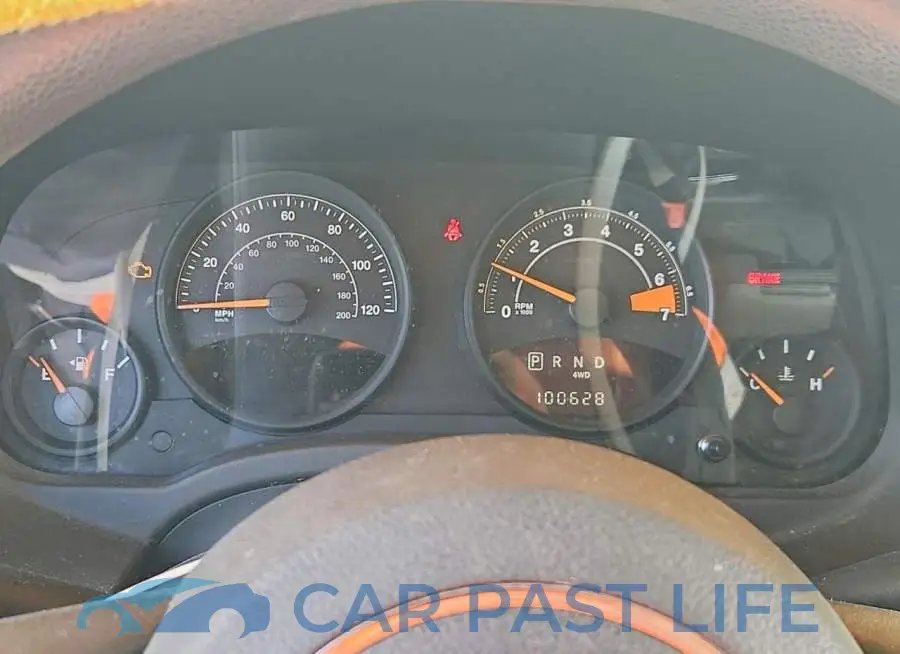 1C4NJDBB6HD151065# 9