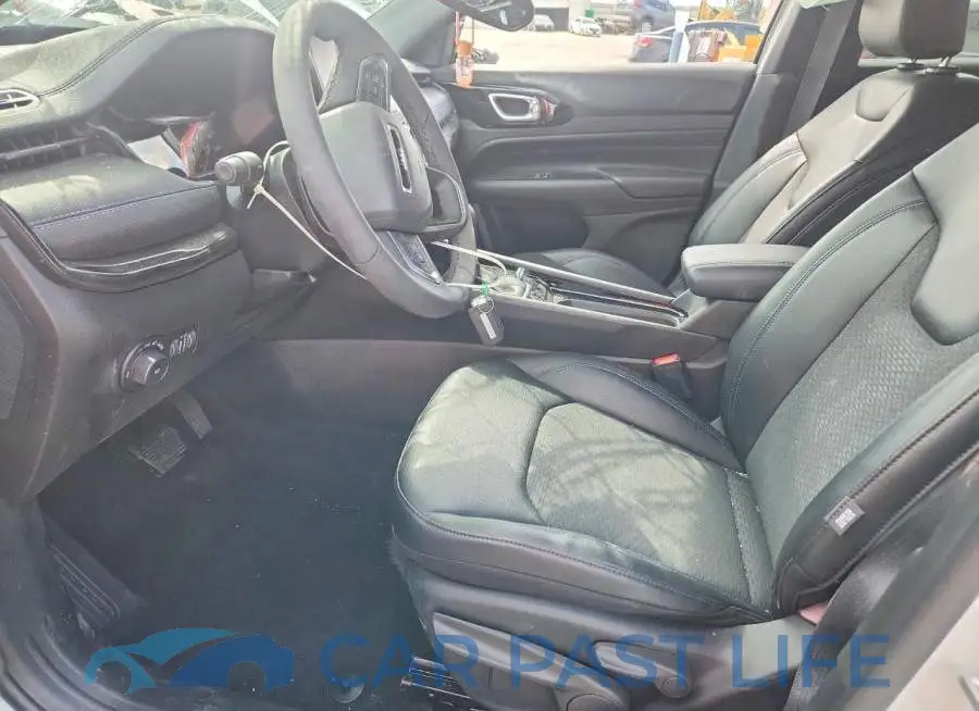 3C4NJDBN6TT209592# 7