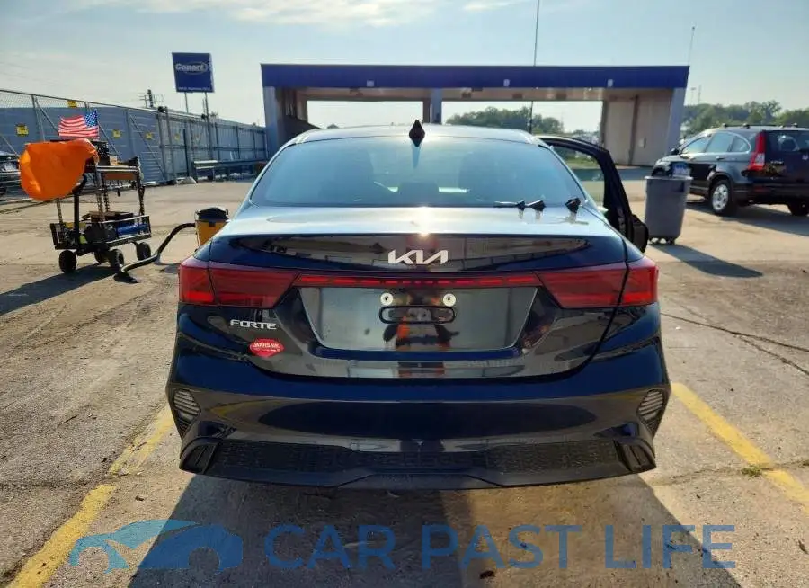 3KPF24AD6RE812226# 6