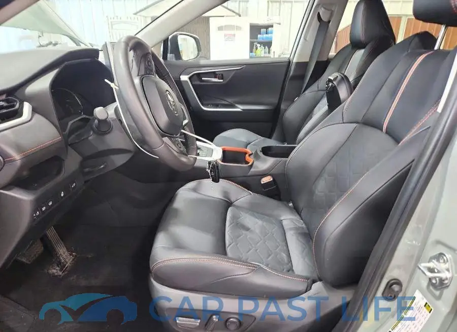 2T3J1RFV2PW400415# 7