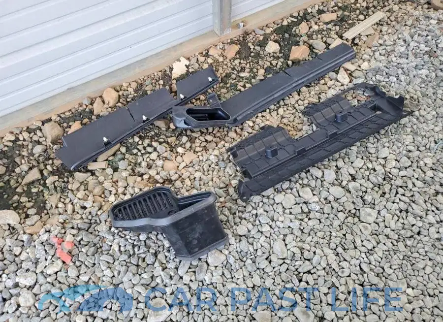 3TYLB5JN7TT128451# 12