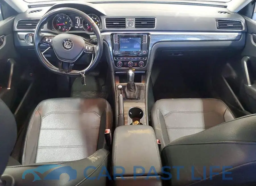1VWBT7A37HC018102# 8