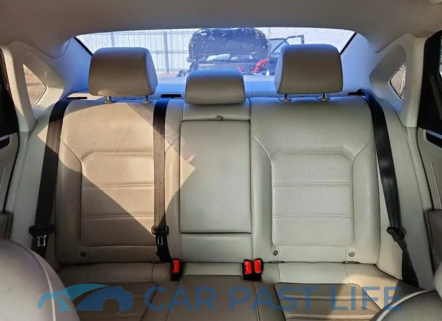 1VWMA7A30KC001888# 10