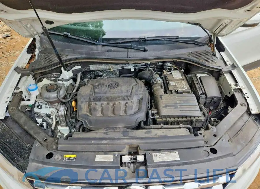 3VV3B7AX7KM129415# 11