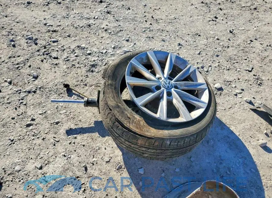 3VW517AT0HM811274# 12