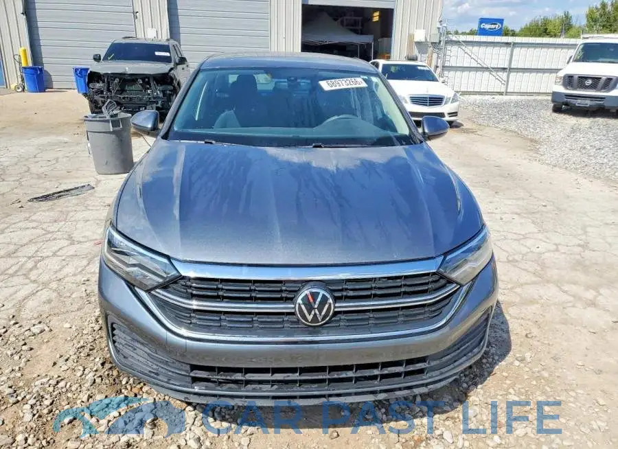 3VW5M7BU6PM060923# 5