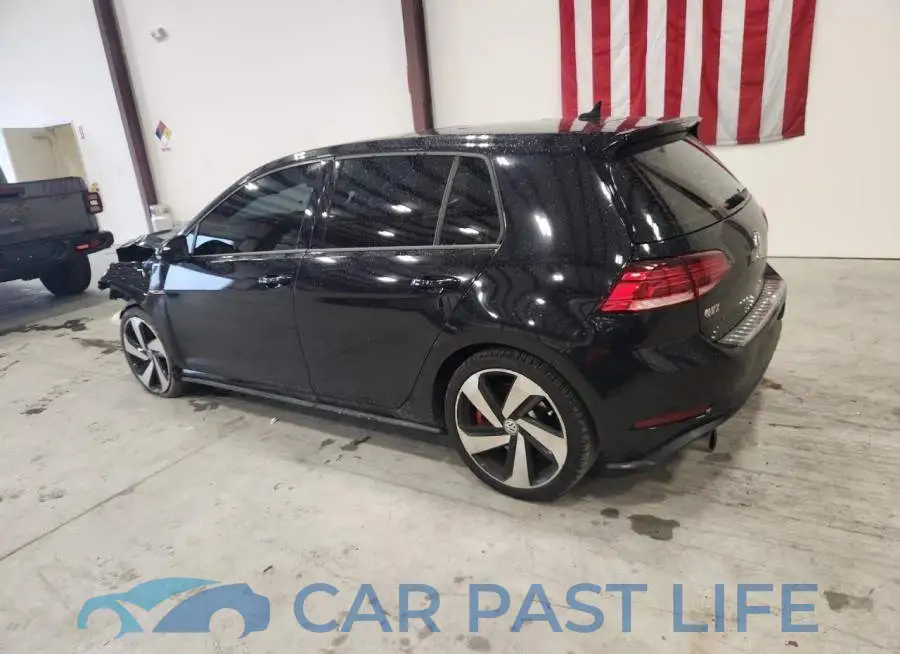 3VW5T7AU4KM008073# 2