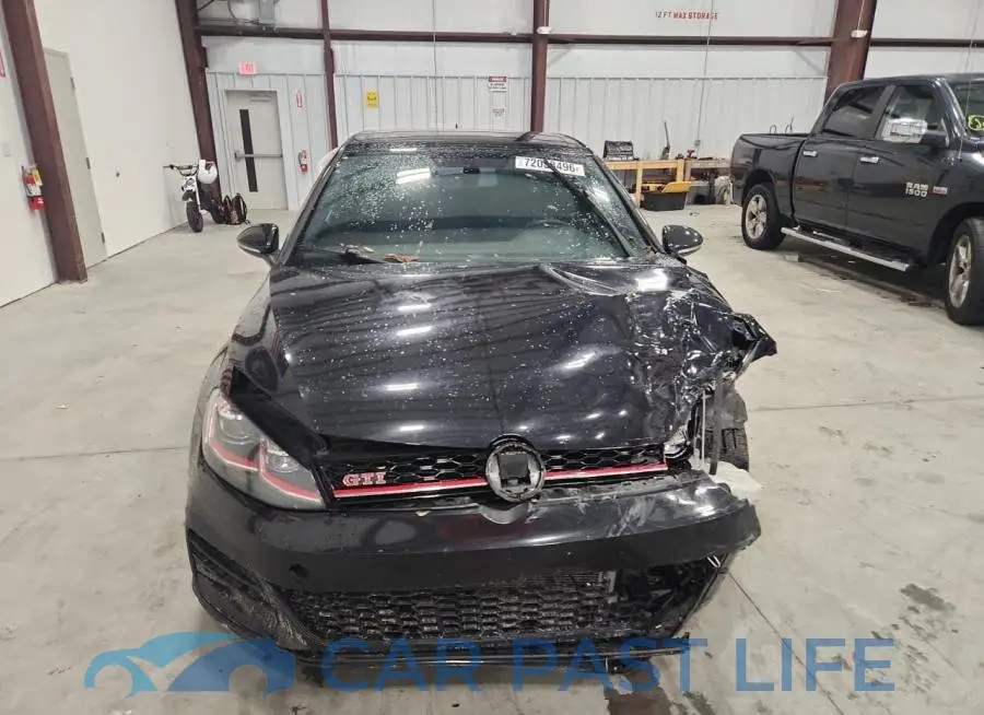 3VW5T7AU4KM008073# 5