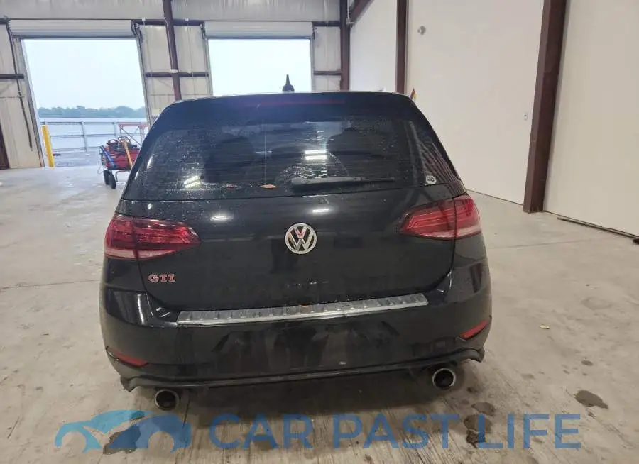 3VW5T7AU4KM008073# 6