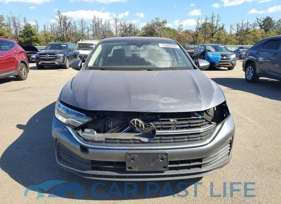 3VW7M7BU5NM020127# 5