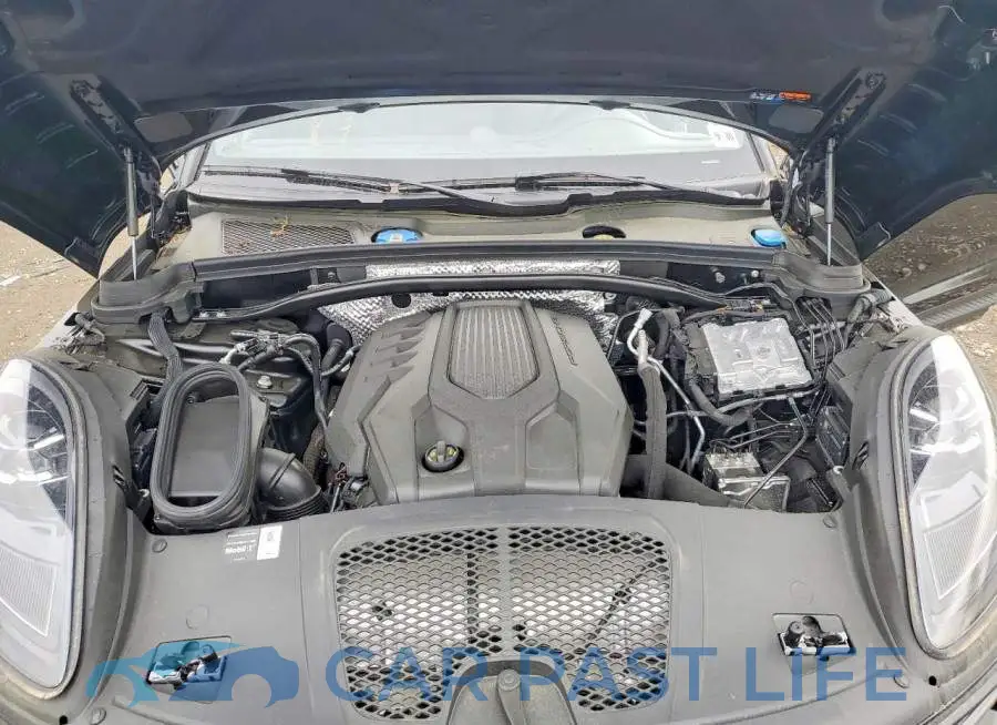 WP1AA2A55TLB00779# 12