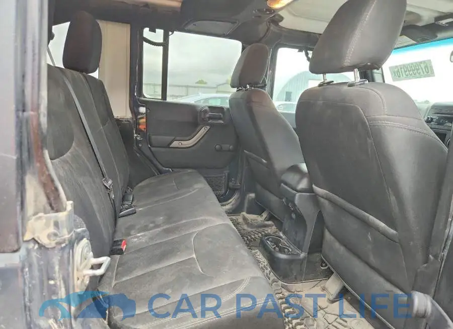 1C4BJWDG2JL851359# 10