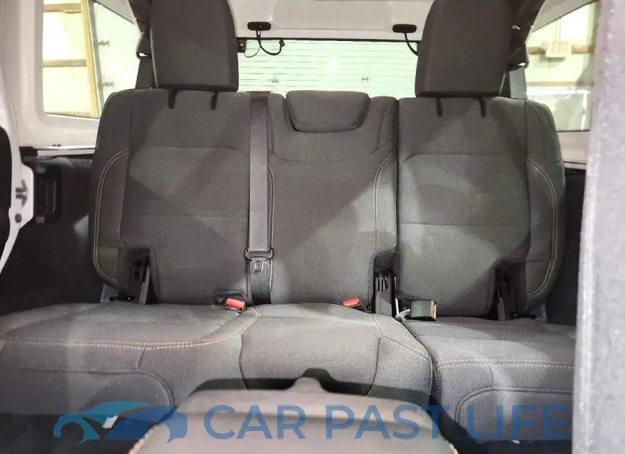 1C4PJXEN8TW180046# 10